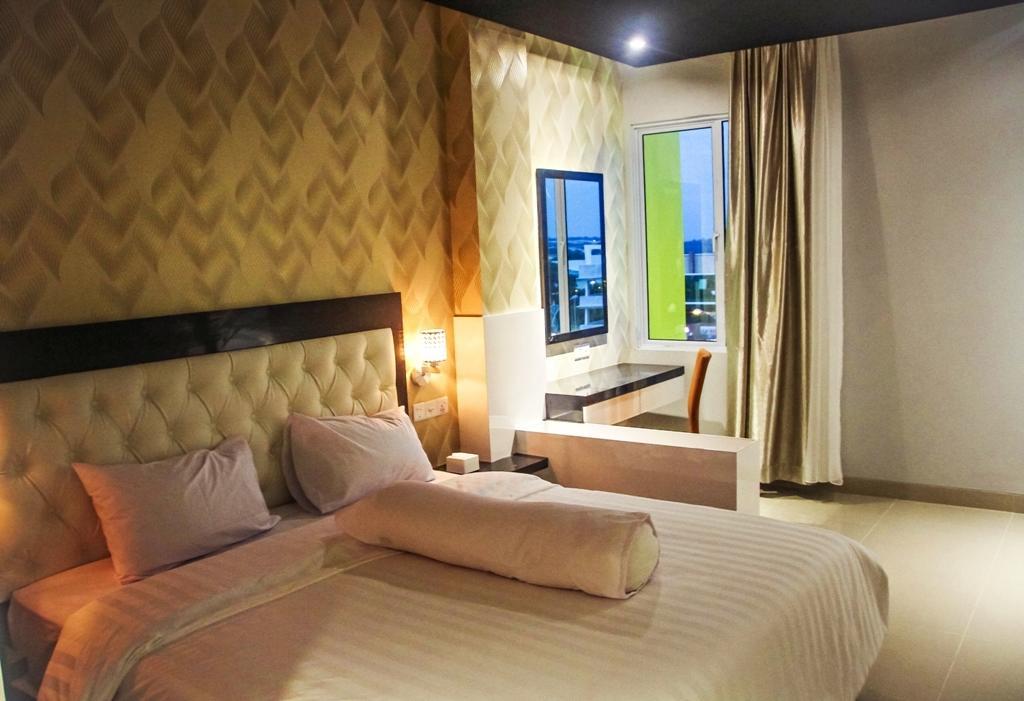 Kaliban Hotel Batam Eksteriør bilde