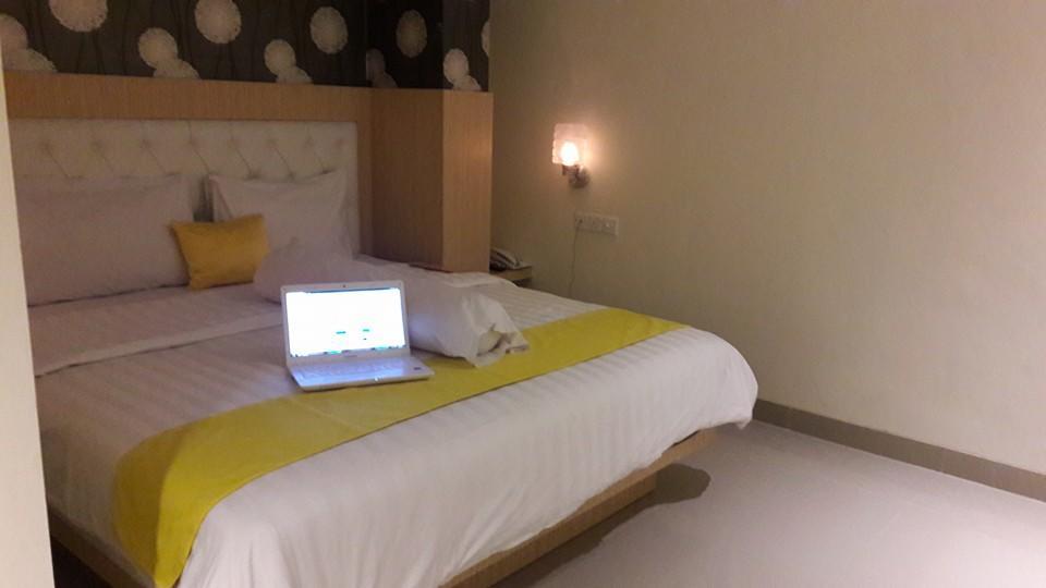 Kaliban Hotel Batam Eksteriør bilde